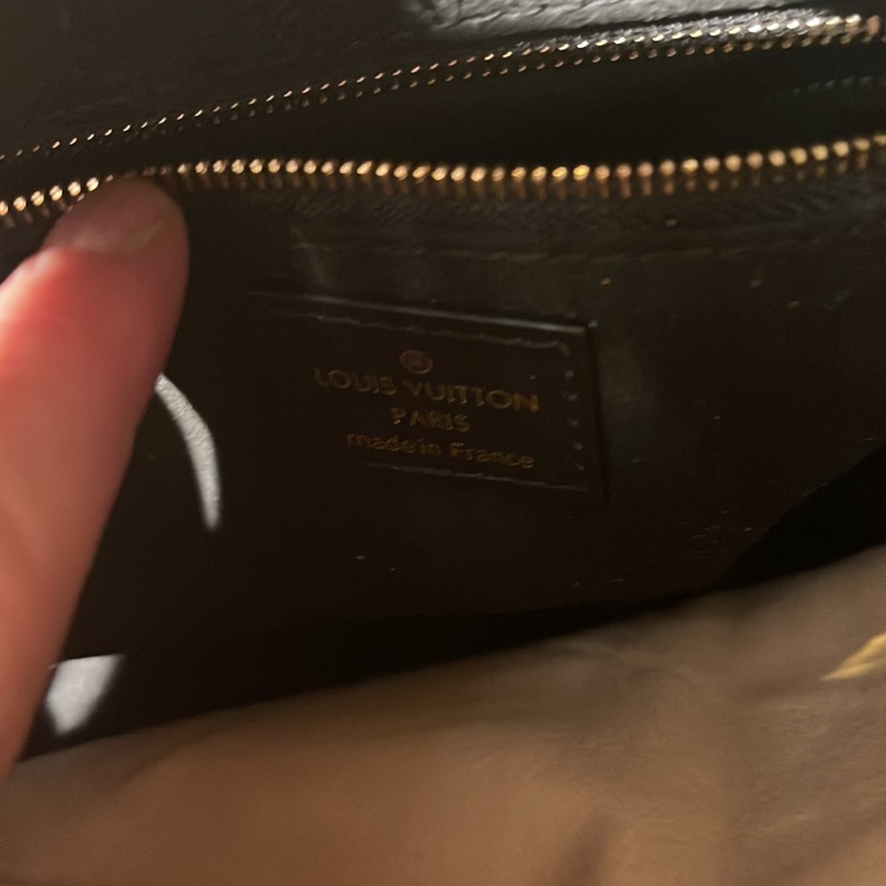 COPY - LV small bag. - Picture 14 of 15